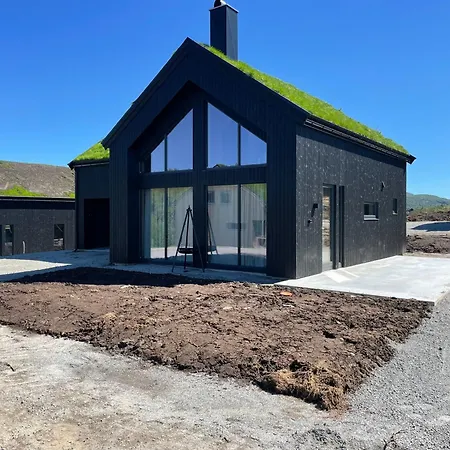 Soleiknuten Alsheia Moderne I Naturskjonne Omgivelser