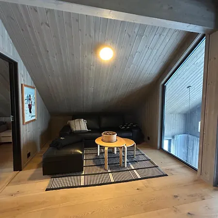 Soleiknuten Alsheia Moderne I Naturskjonne Omgivelser