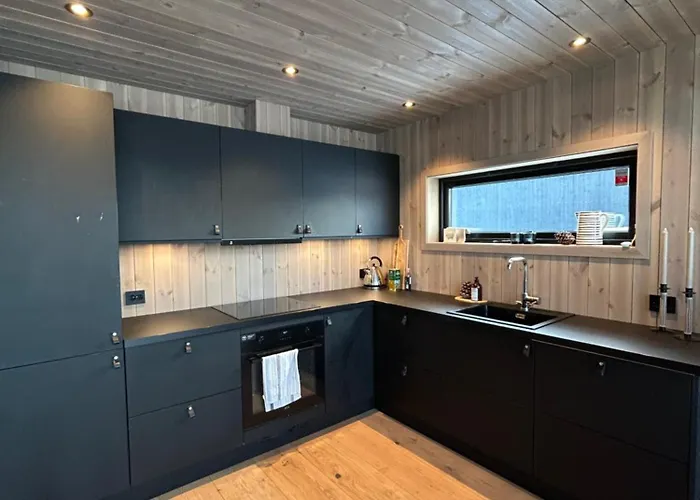Soleiknuten Alsheia Moderne I Naturskjonne Omgivelser בית נופש Tjorhom