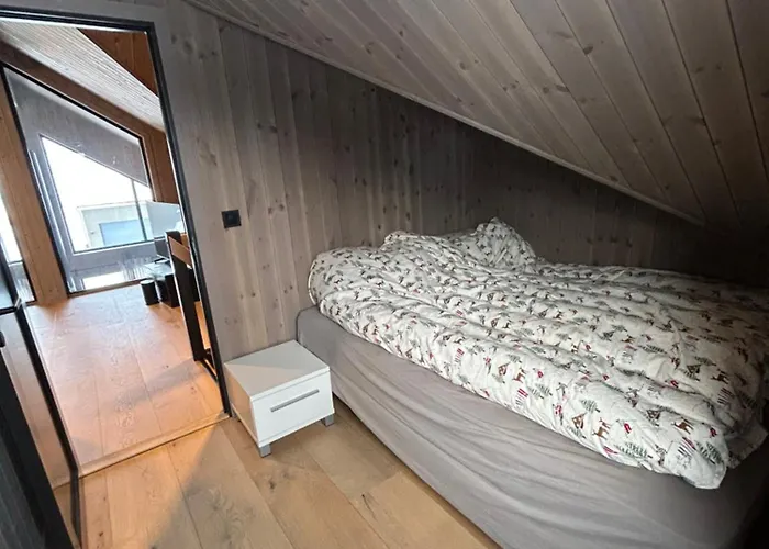 Soleiknuten Alsheia Moderne I Naturskjonne Omgivelser * Tjorhom