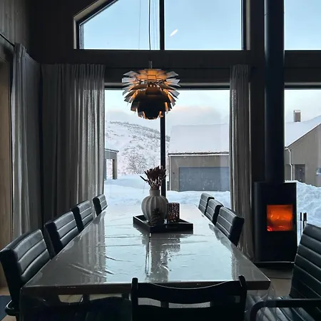 別荘 Soleiknuten Alsheia Moderne I Naturskjonne Omgivelser Tjørhom